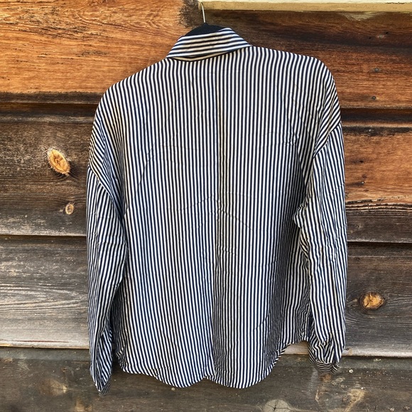 90s Silk Blouse - Picture 3 of 11